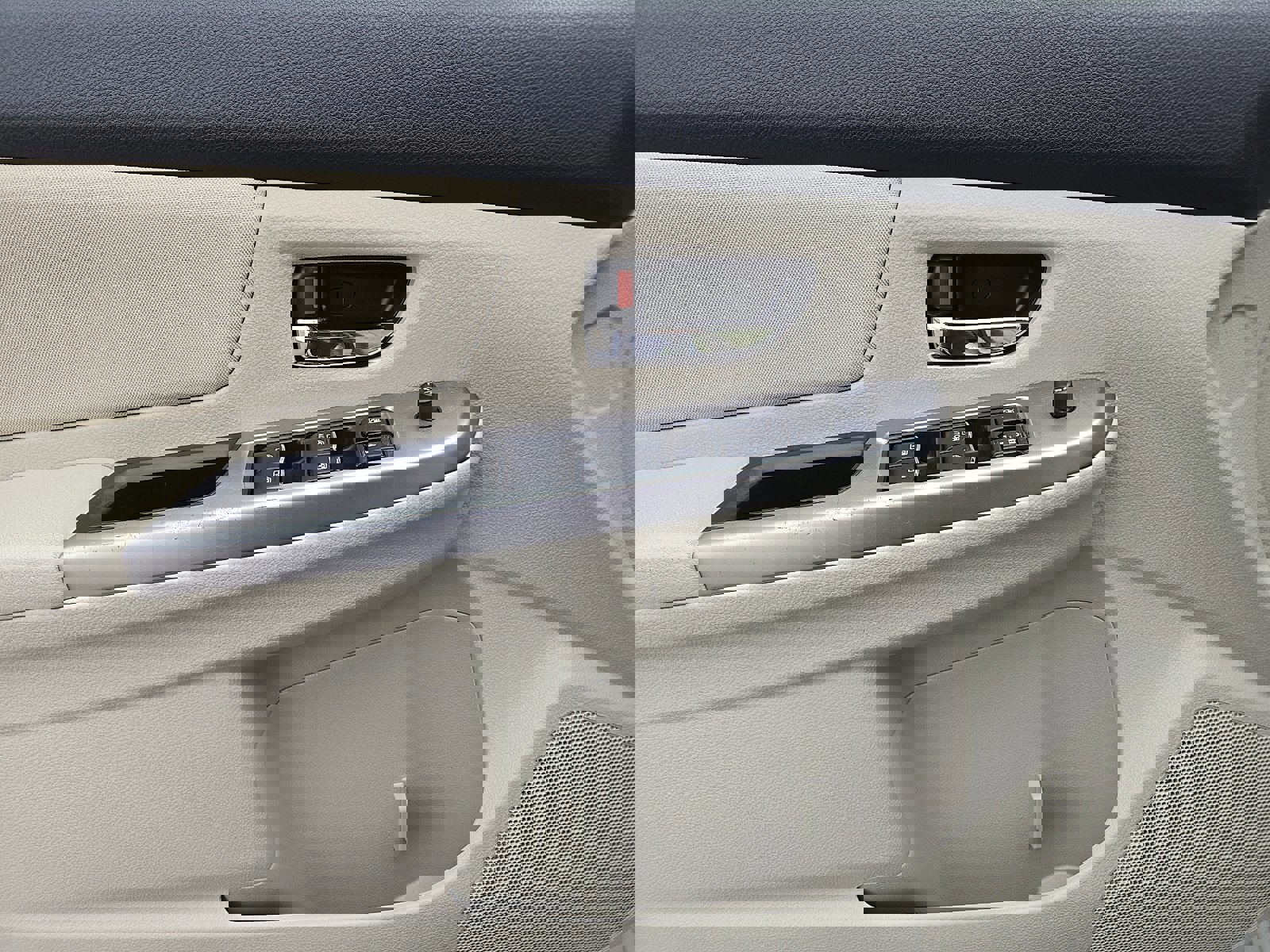 Used 2015 Subaru Impreza 2.0i Premium image 16