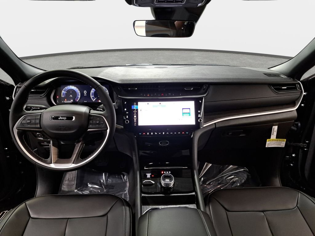 New 2026 Jeep Grand Cherokee L Limited image 9