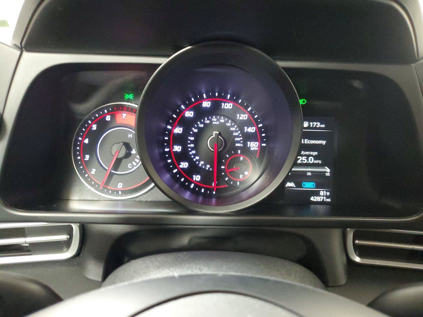 Used 2023 Hyundai Elantra SEL FWD image 24