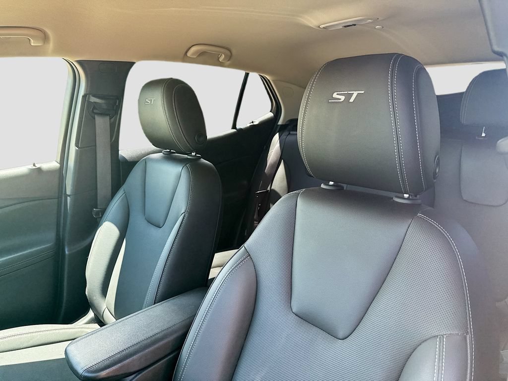 Used 2024 Buick Encore GX Sport Touring w/ Comfort Package FWD image 14