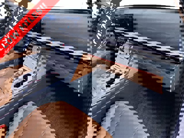 Used 2025 Genesis GV80 3.5T Advanced image 30