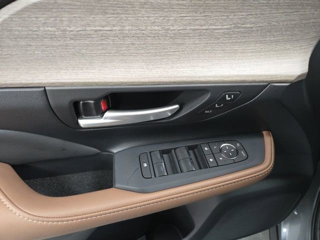 New 2026 Toyota Grand Highlander Platinum image 23