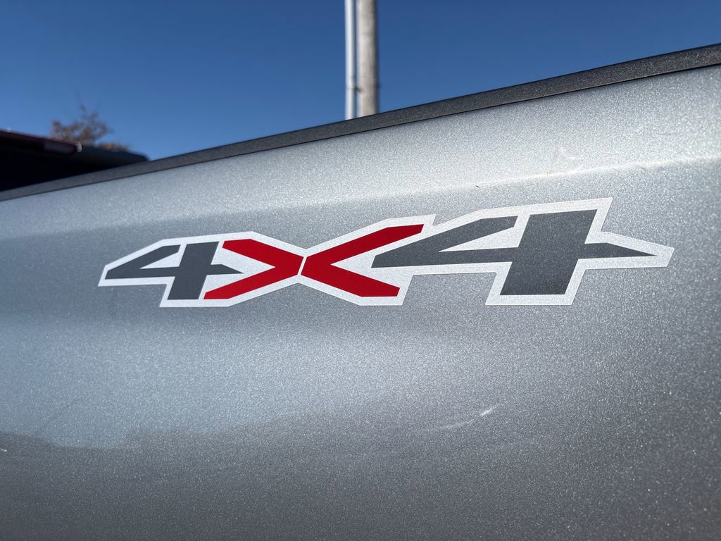 Certified 2025 Chevrolet Silverado 2500 LT w/ Convenience Package image 14