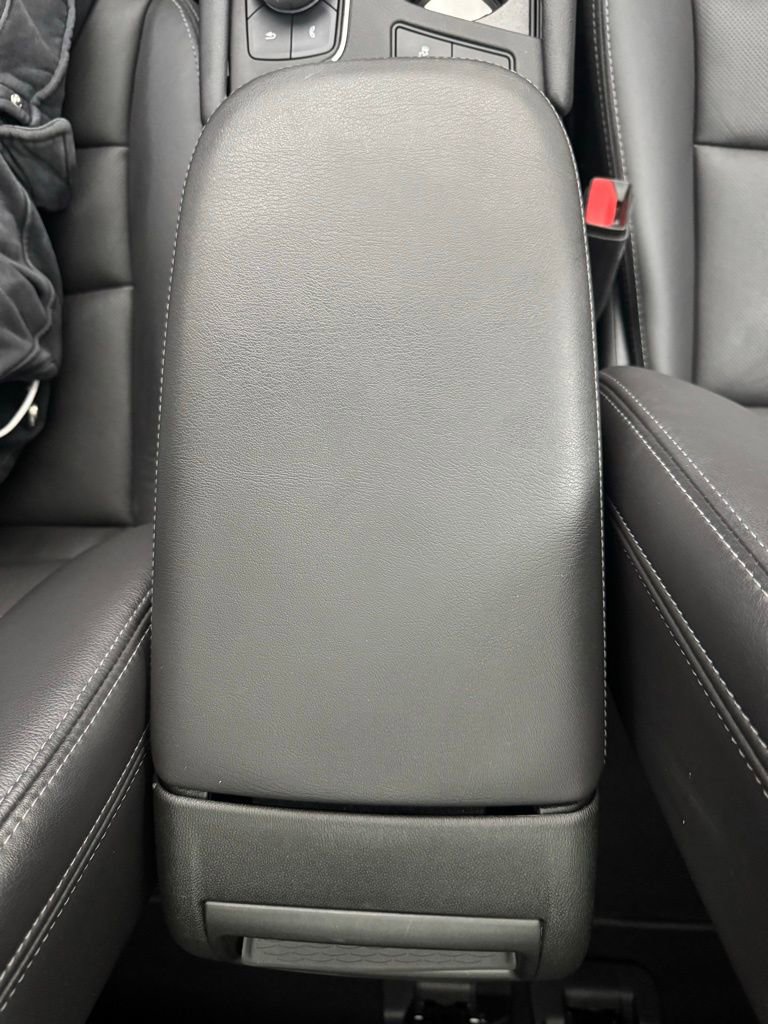 Used 2025 Cadillac XT5 Premium Luxury AWD/4WD image 31