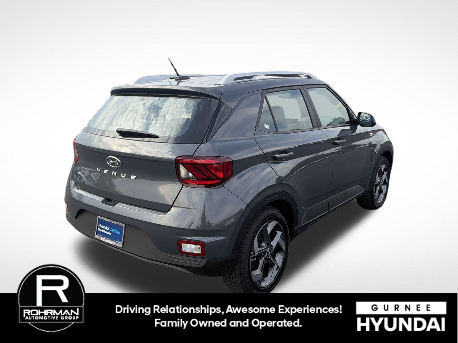 Used 2026 Hyundai Venue SEL FWD image 10