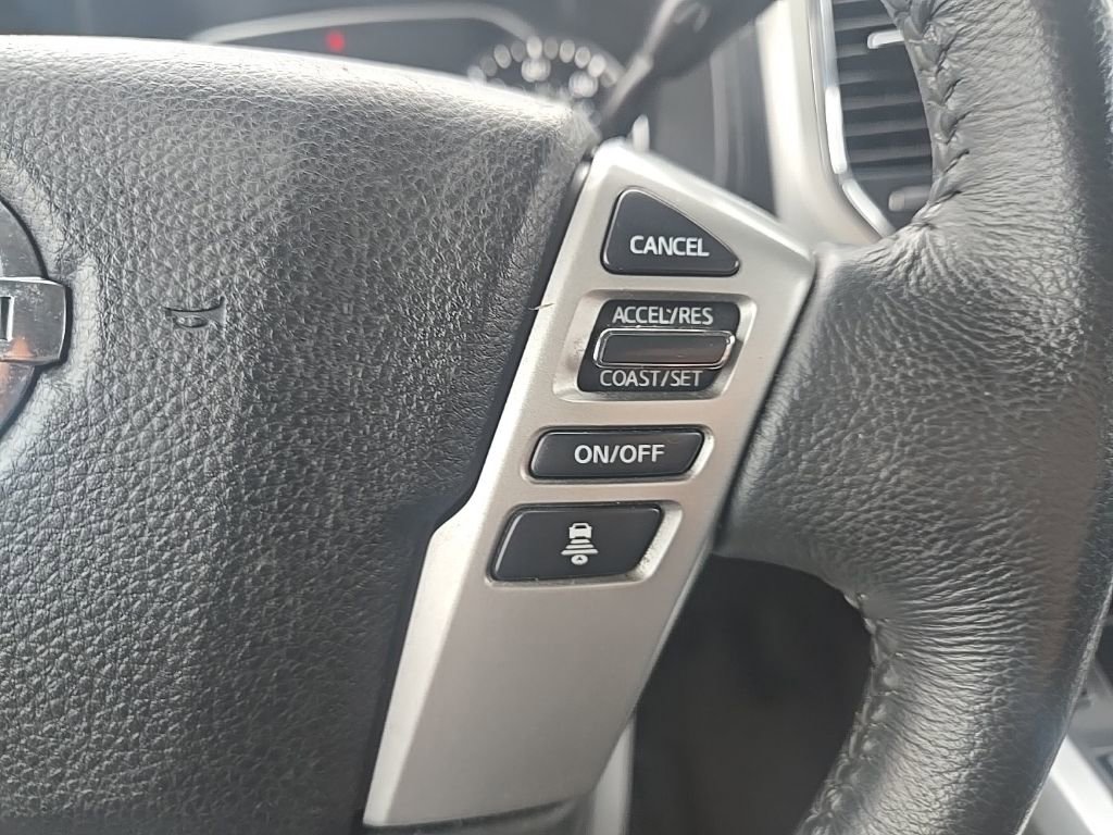 Used 2021 Nissan Titan SV w/ SV Convenience Package image 18