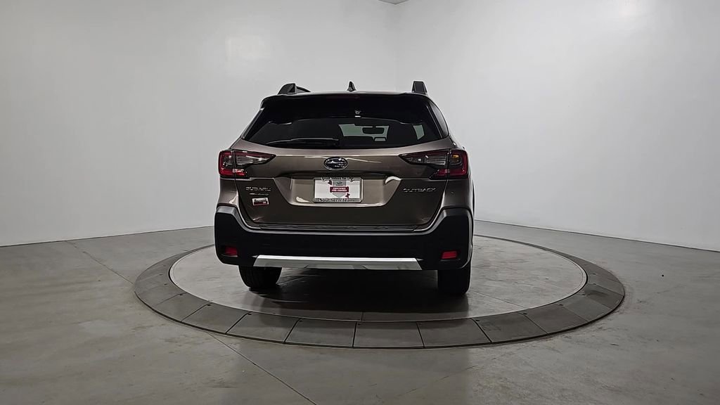 Certified 2024 Subaru Outback Limited image 5