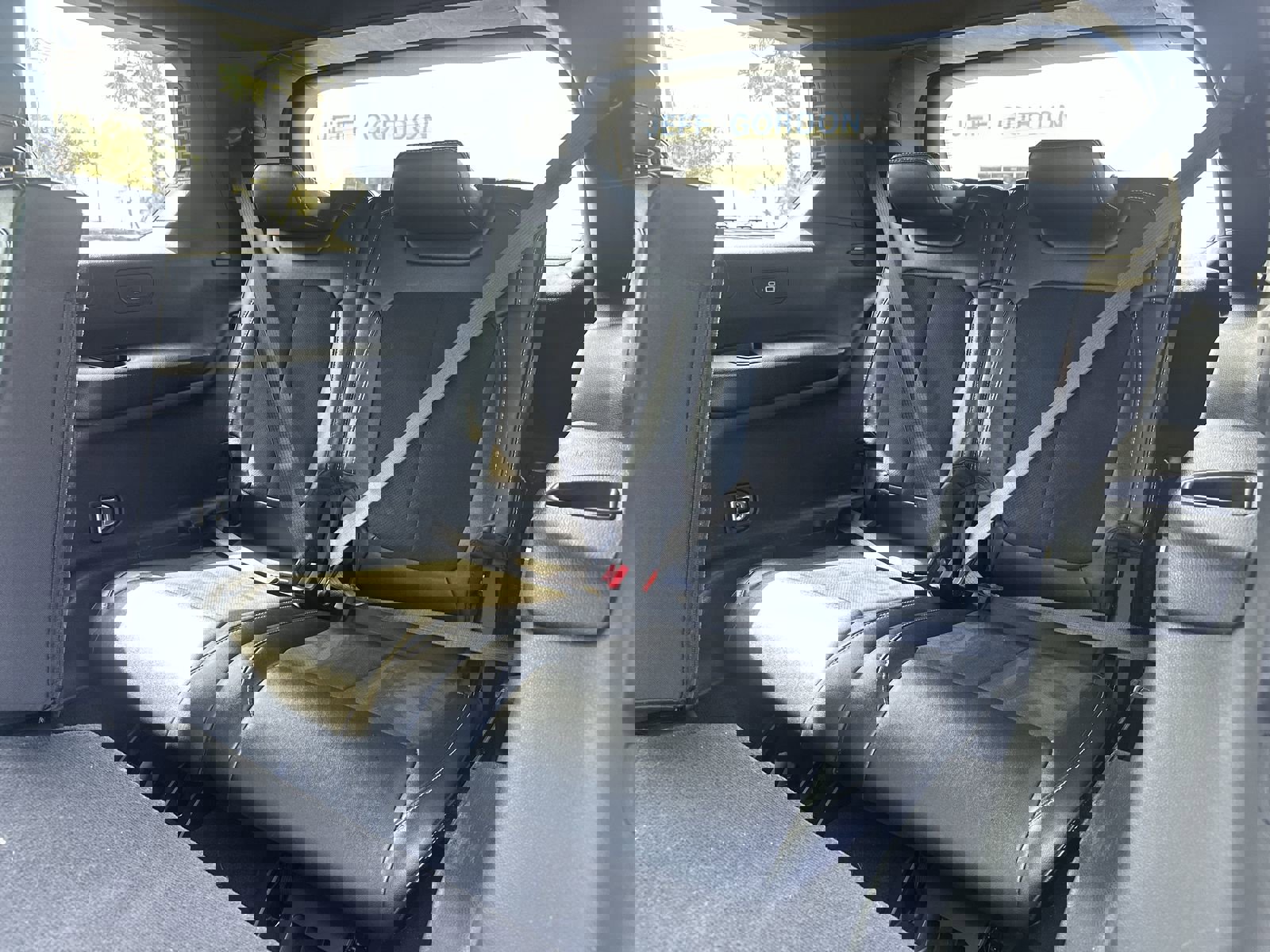 Used 2024 Jeep Grand Cherokee L Laredo AWD/4WD image 32