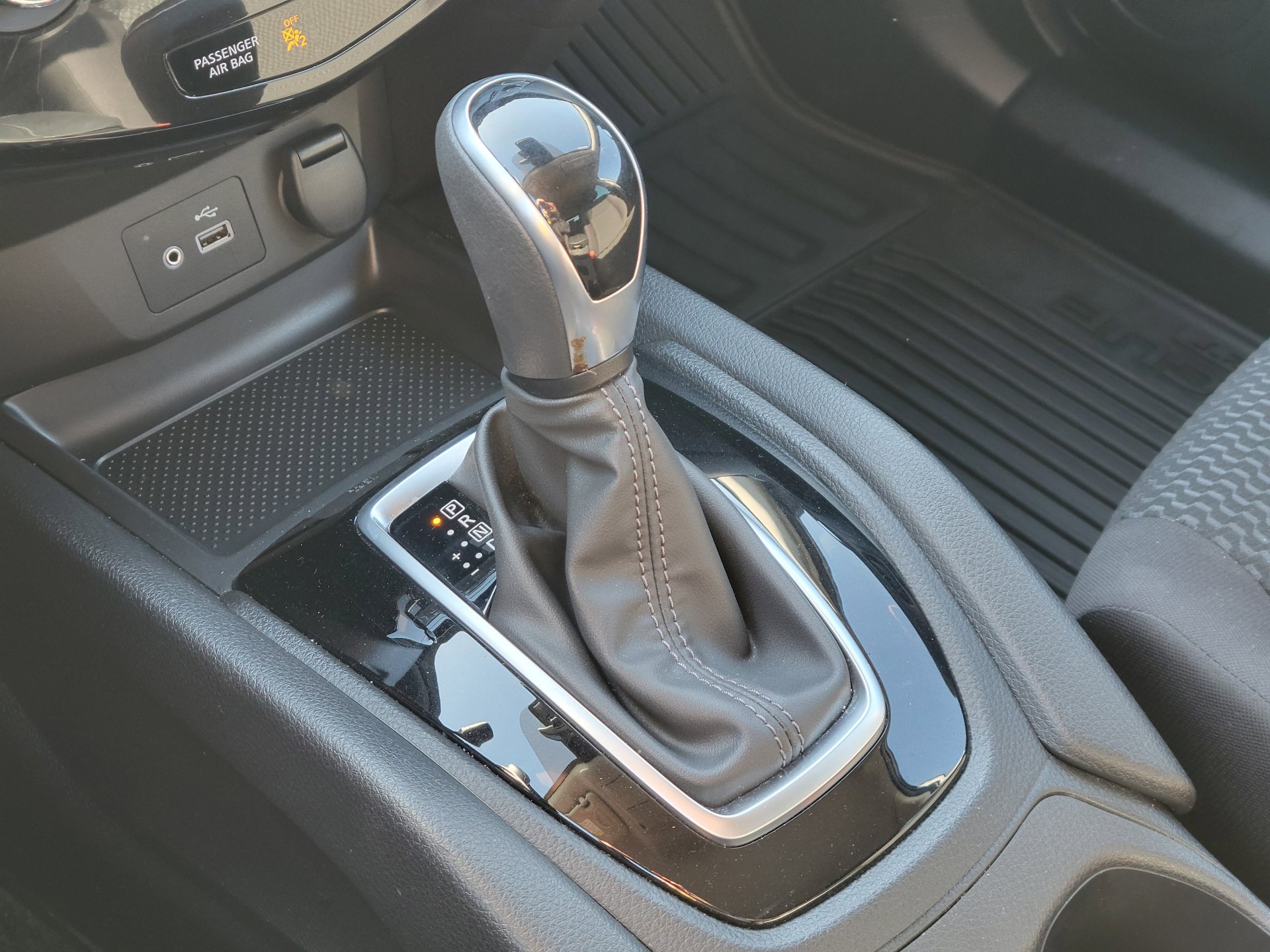 Used 2020 Nissan Rogue Sport S w/ Appearance Package image 28