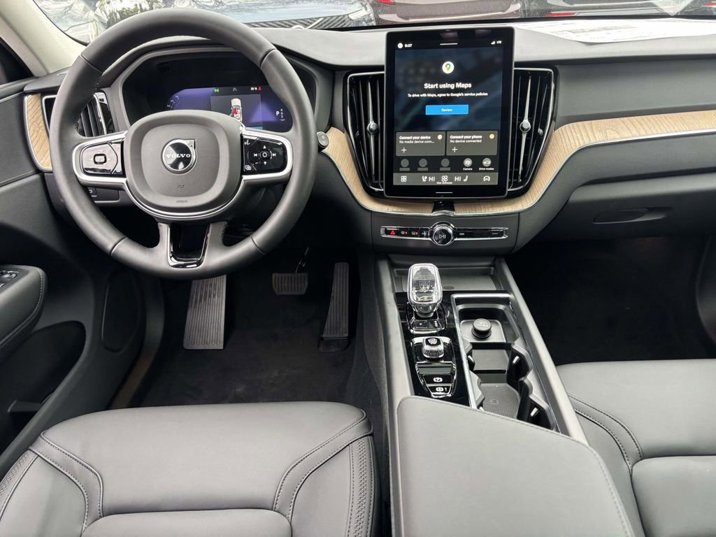 New 2026 Volvo XC60 B5 Plus w/ Protection Package Premier image 27