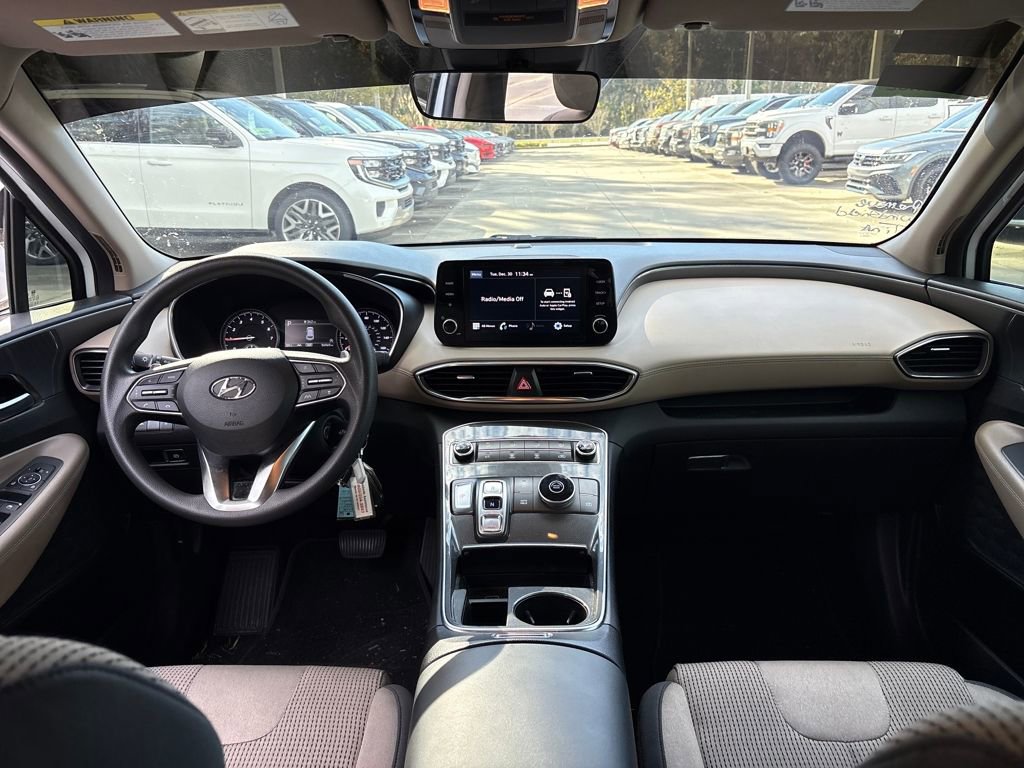 Used 2023 Hyundai Santa Fe SE image 7