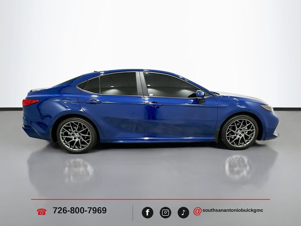 Used 2025 Toyota Camry XSE FWD image 9