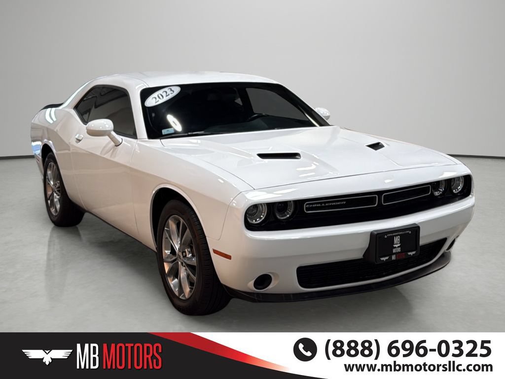 Used 2023 Dodge Challenger SXT w/ Cold Weather Group AWD/4WD image 6