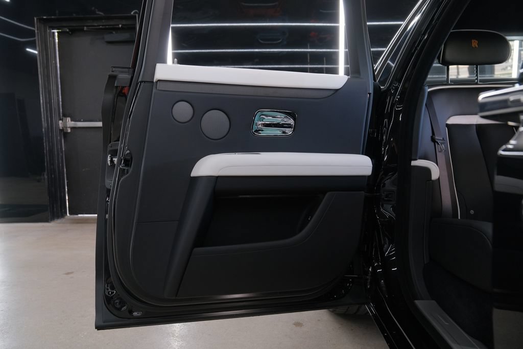 Used 2027 Rolls-Royce Ghost AWD/4WD image 23