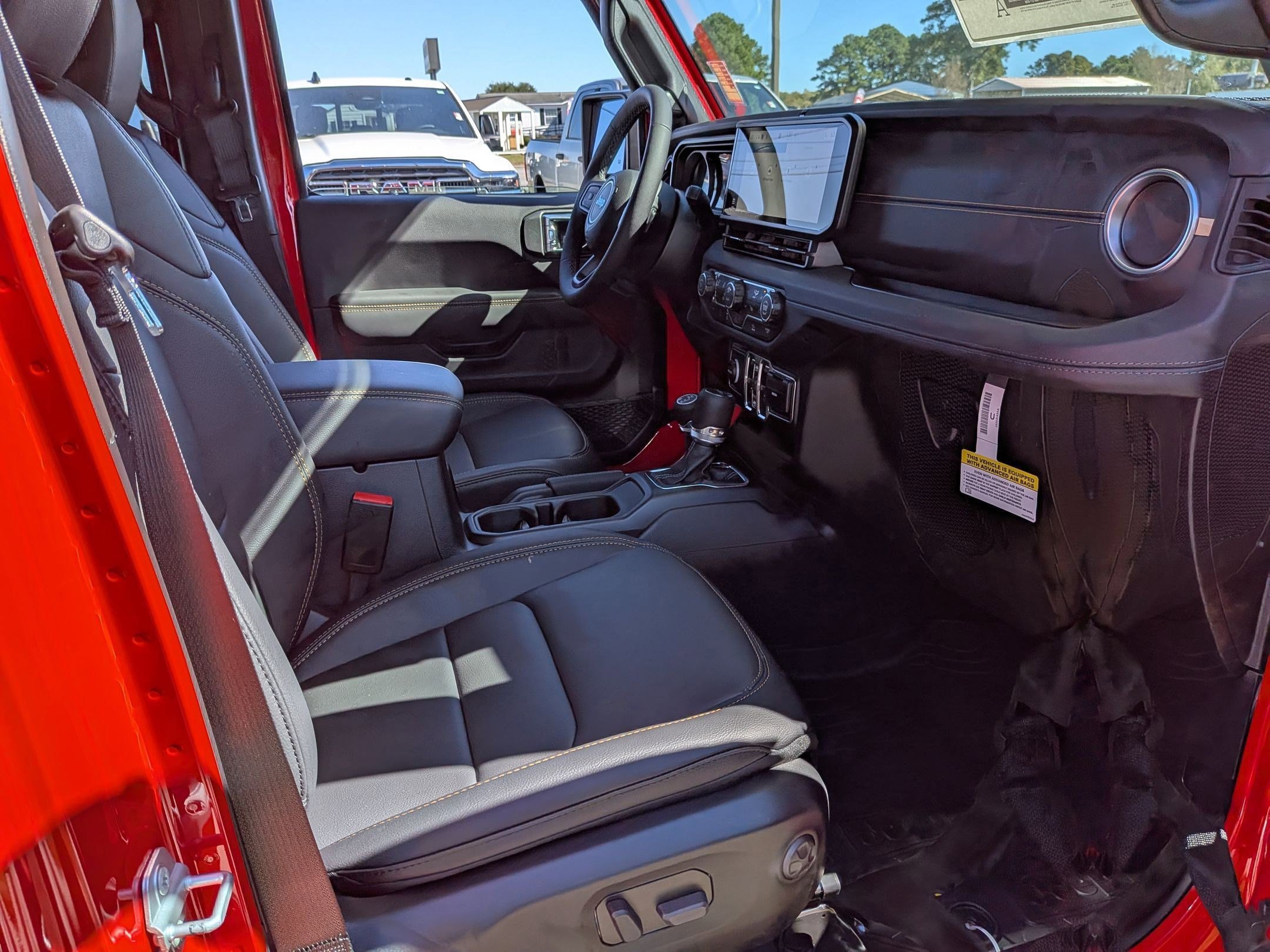 New 2025 Jeep Gladiator Sport image 27