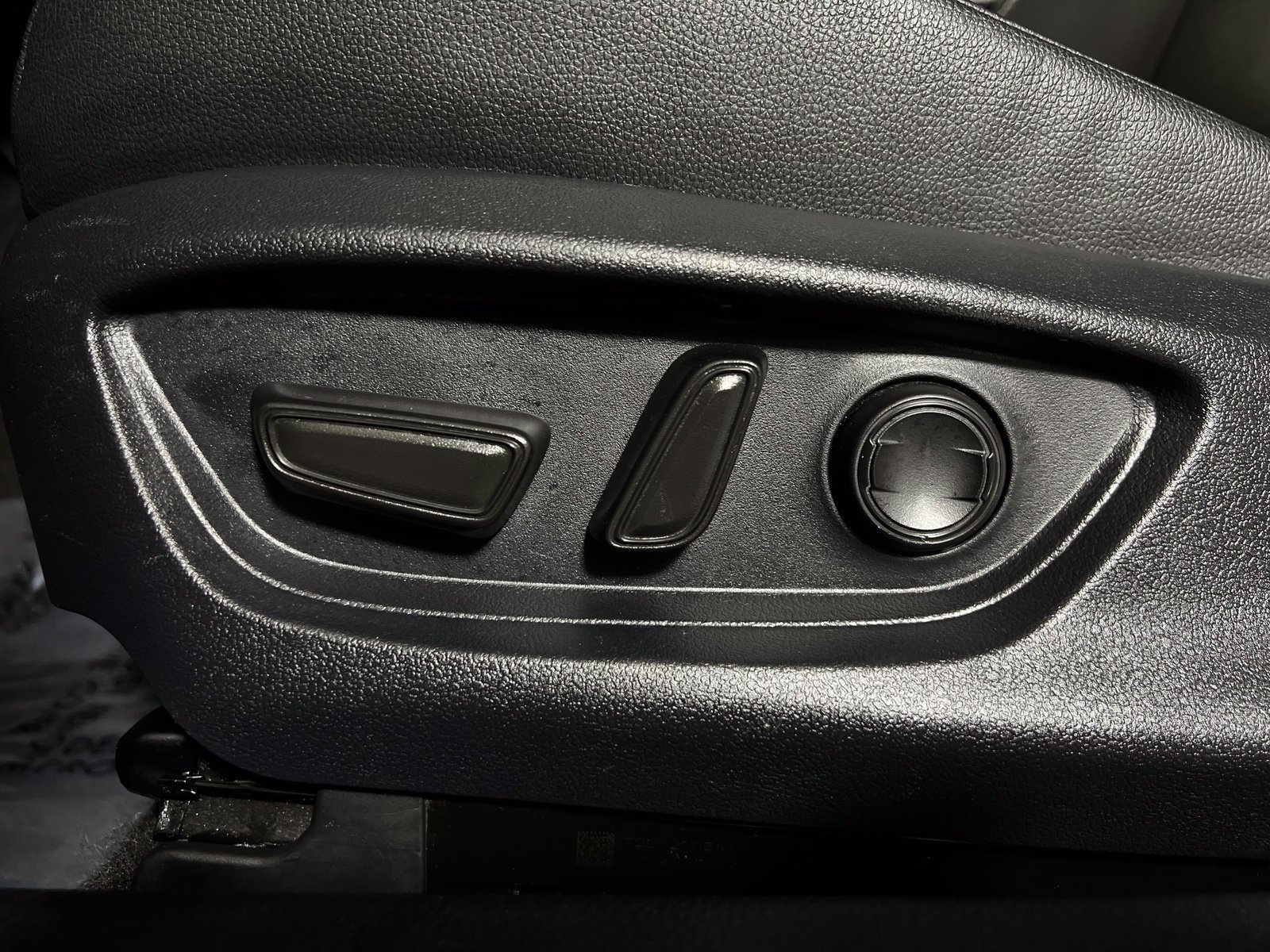 Certified 2025 Toyota Camry SE FWD image 14