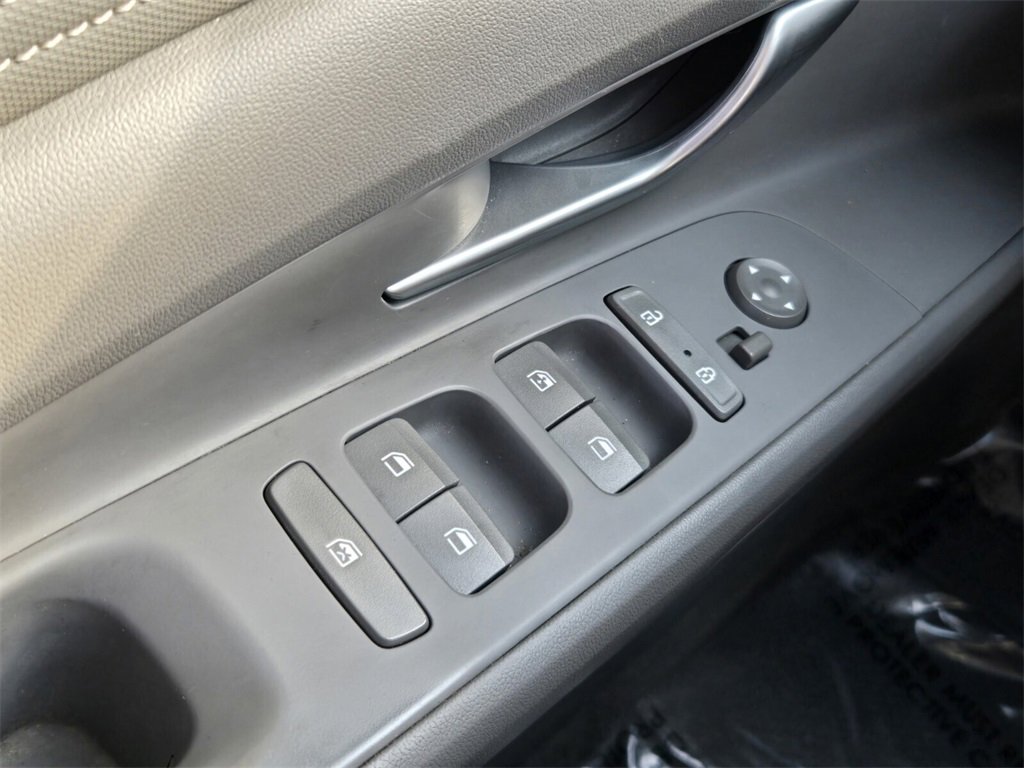 Certified 2023 Hyundai Elantra SEL w/ Convenience Package image 26