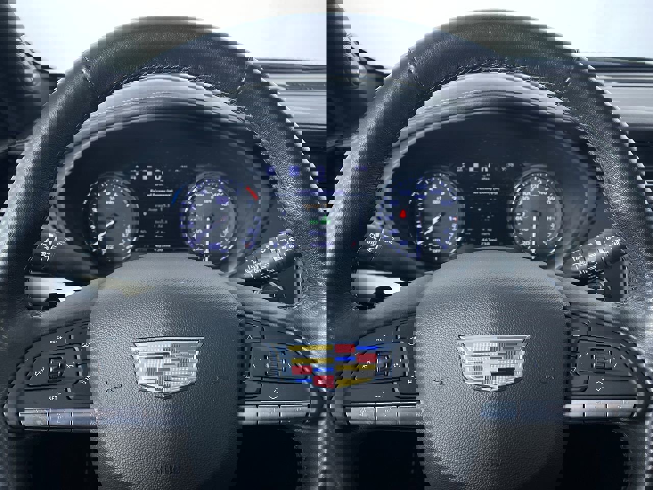 Certified 2023 Cadillac XT4 Premium Luxury w/ Technology Package image 3