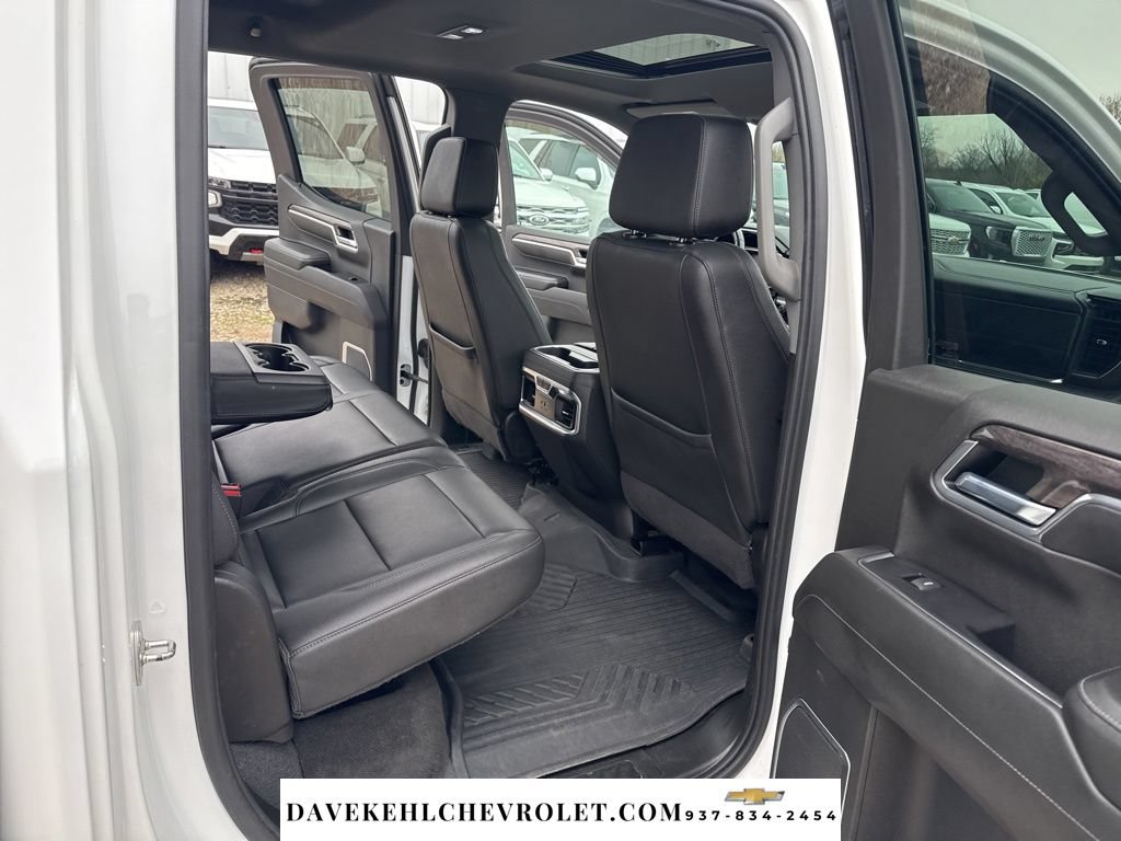 Used 2022 Chevrolet Silverado 1500 LTZ w/ LTZ Premium Package AWD/4WD image 25