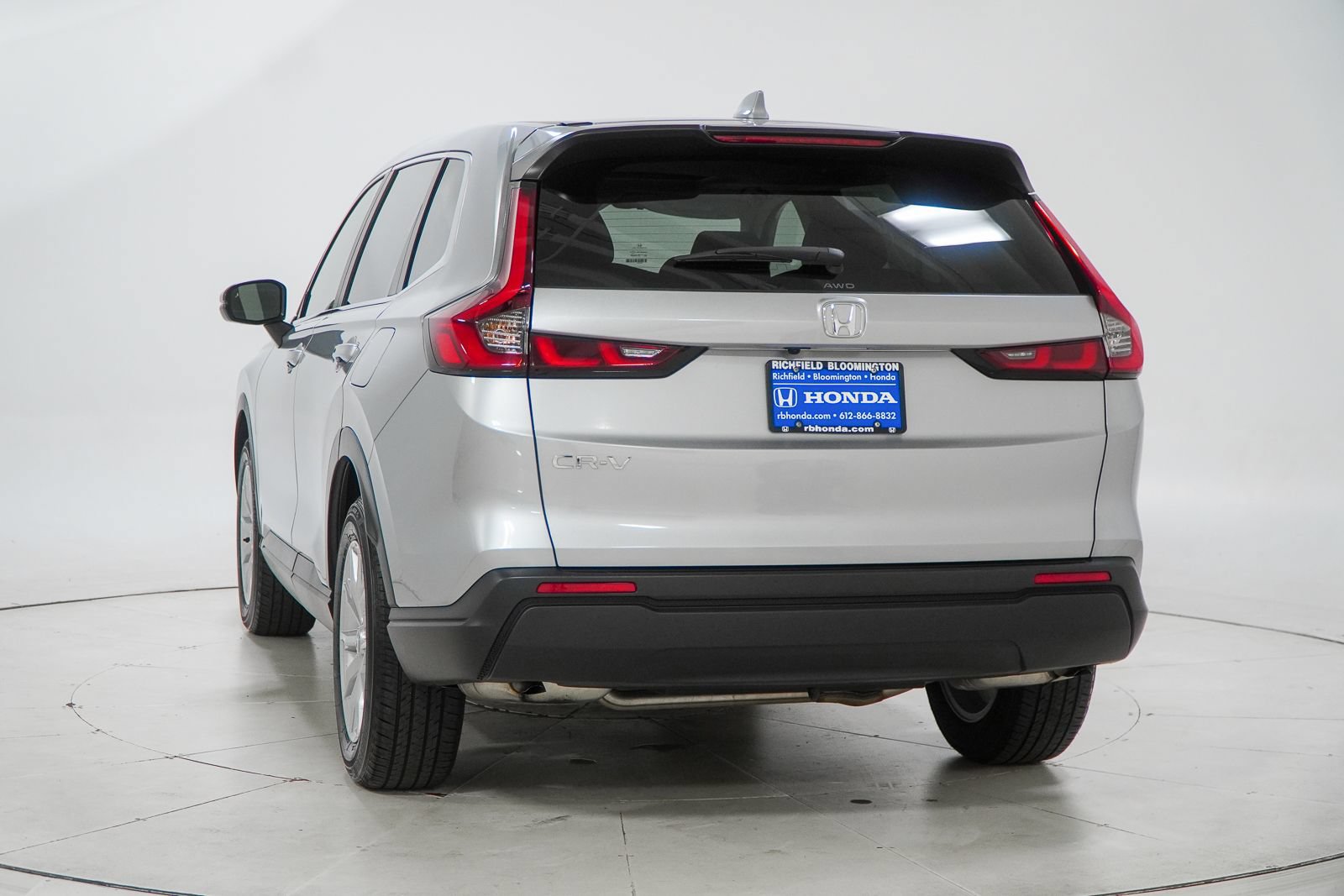 Used 2024 Honda CR-V EX image 8