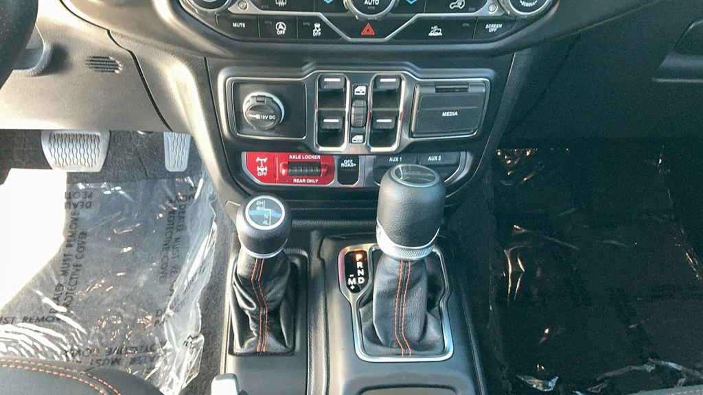 Used 2021 Jeep Gladiator Mojave w/ Trailer Tow Package image 28