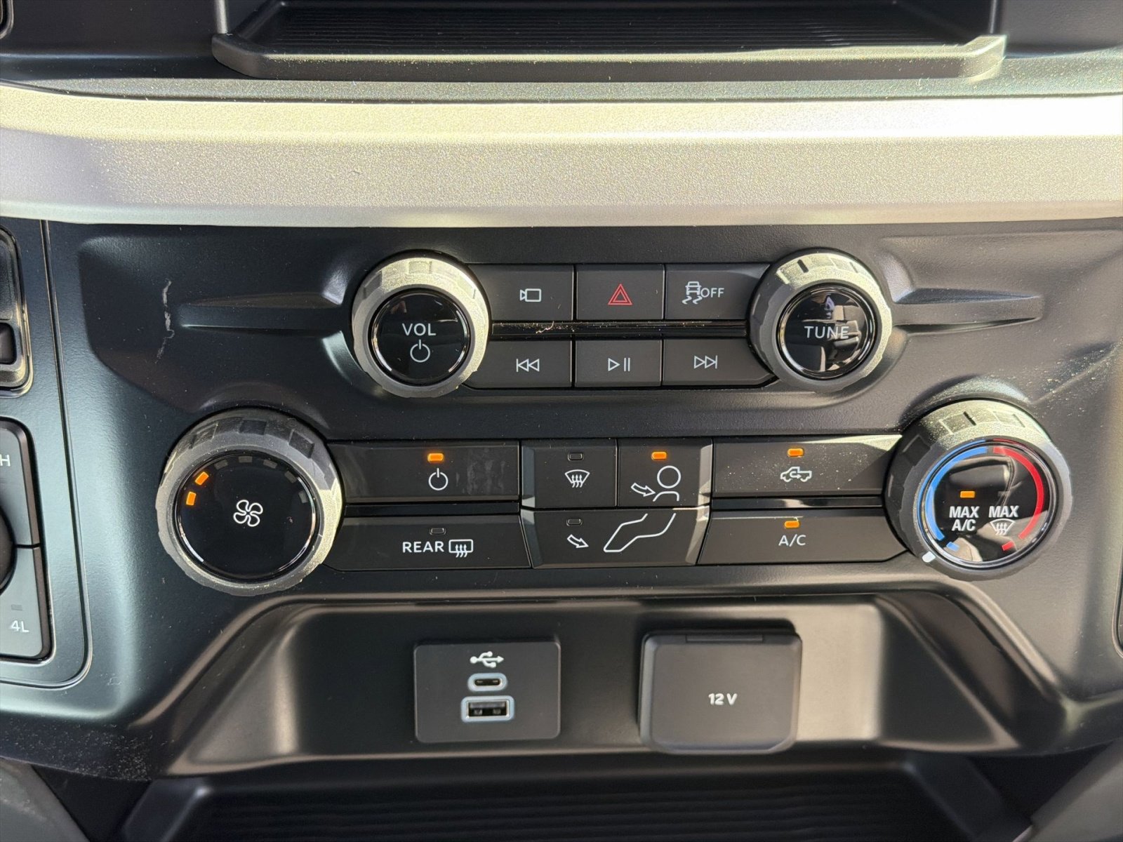 New 2026 Ford F250 XL w/ STX Appearance Package AWD/4WD image 19