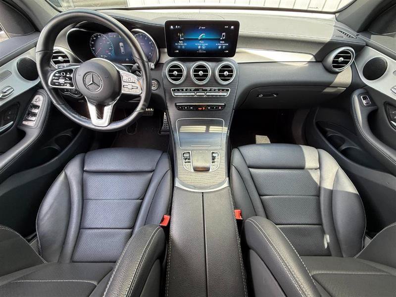Used 2023 Mercedes-Benz GLC 300 4MATIC Coupe image 10