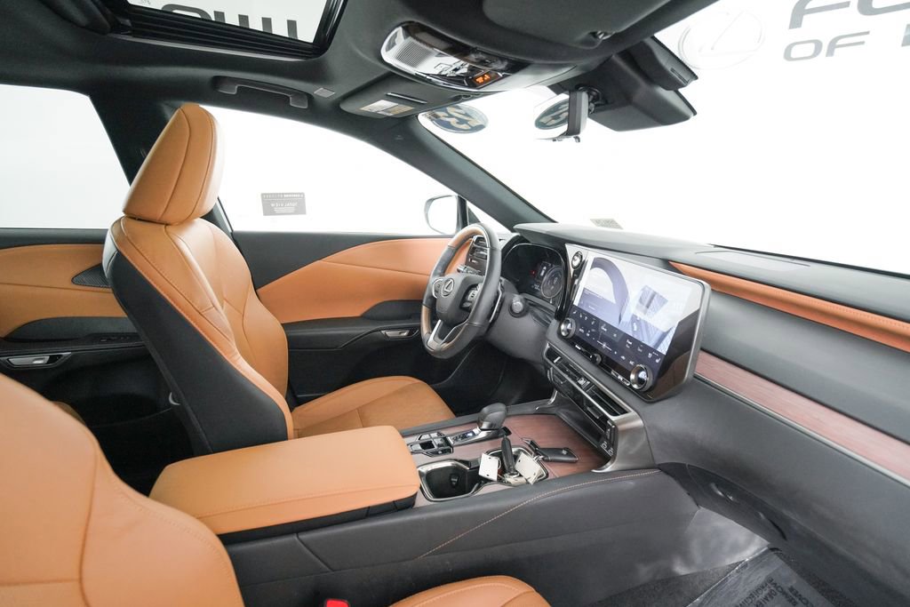 Certified 2023 Lexus RX 350 w/ Cold Area Package image 20