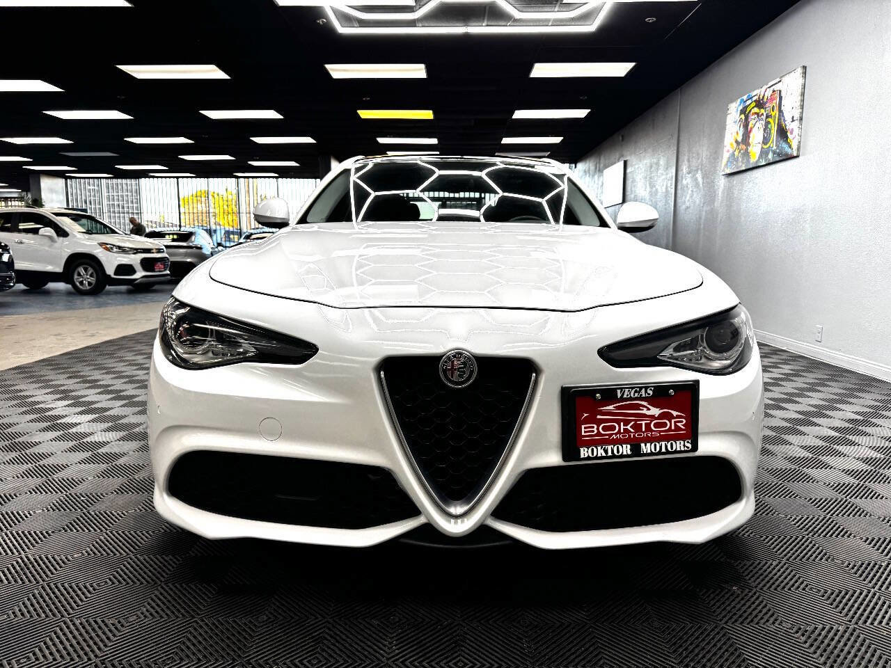 Used 2018 Alfa Romeo Giulia Ti Sport w/ Quick Order Package 22U Sport image 4