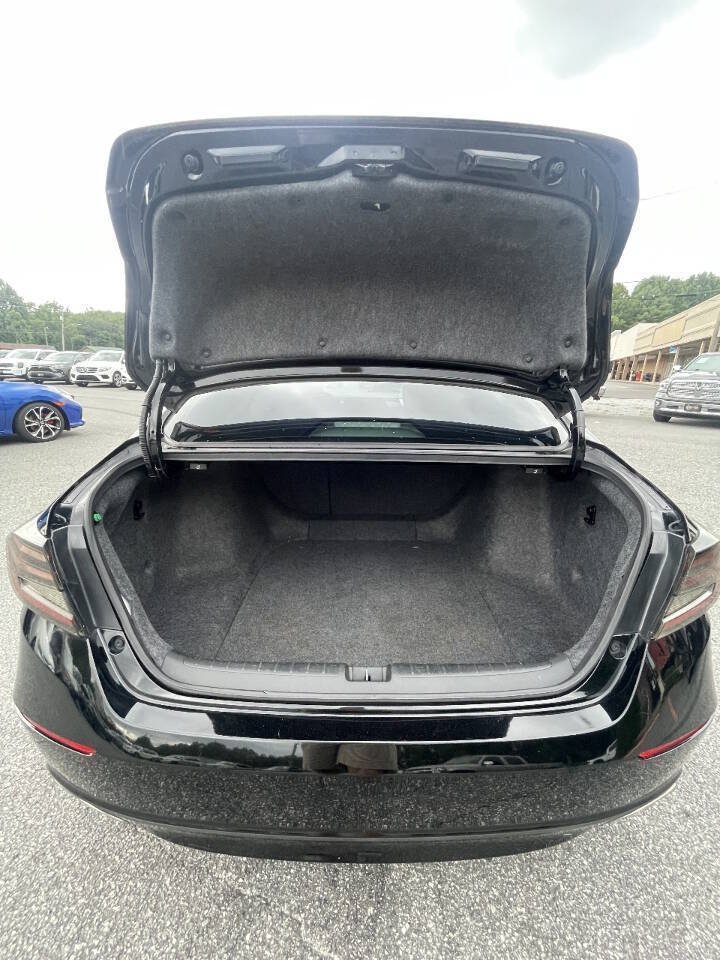 Used 2018 Honda Accord Sport image 18