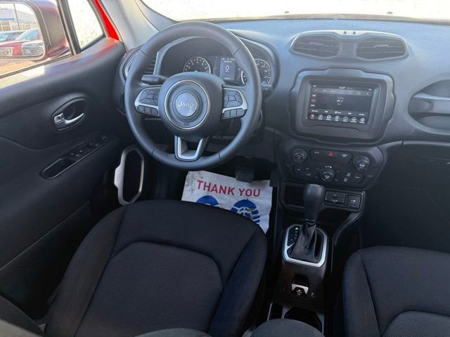 Used 2019 Jeep Renegade Sport w/ Sport Appearance Group image 16