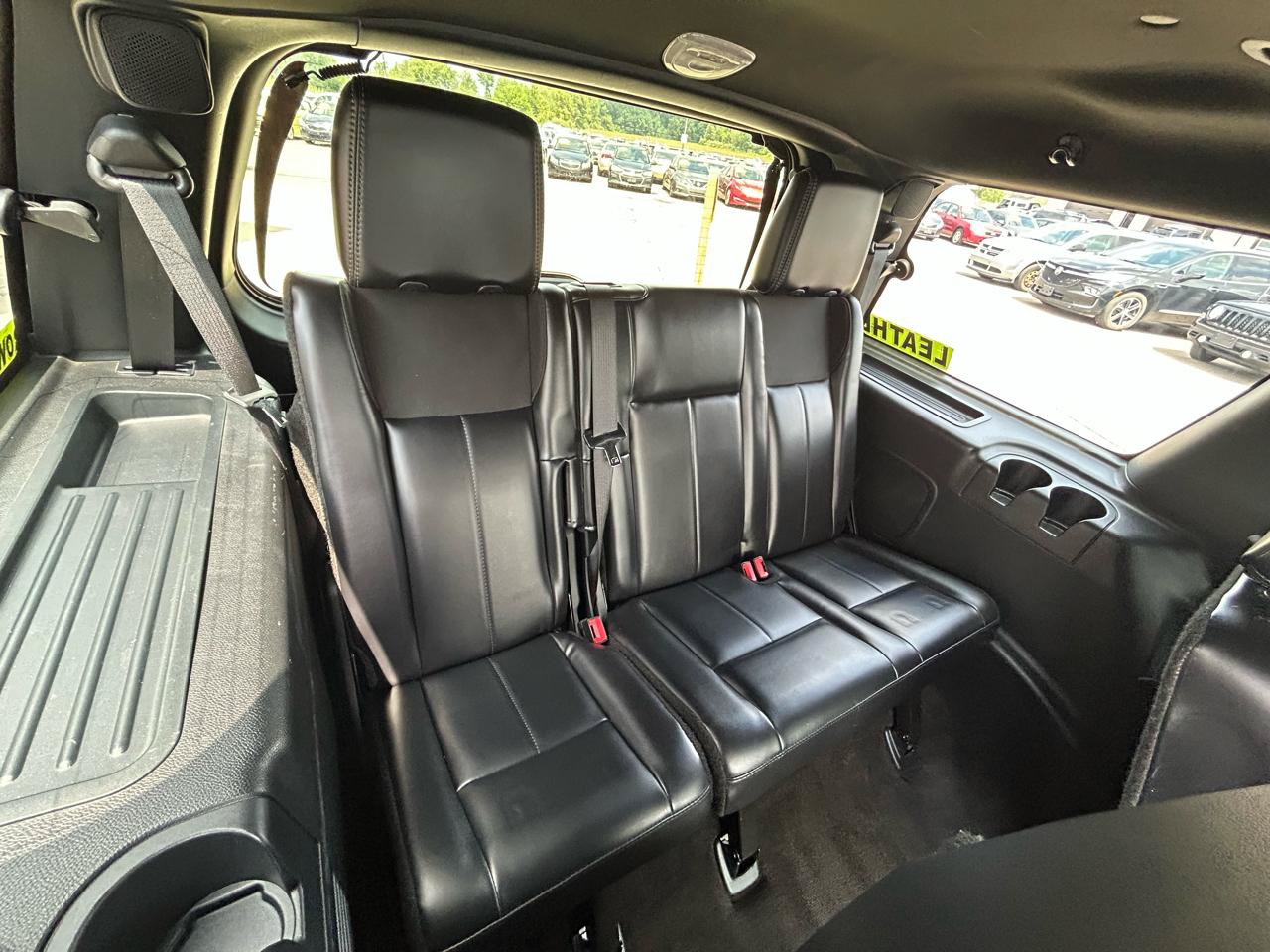 Used 2016 Ford Expedition Platinum AWD/4WD image 13