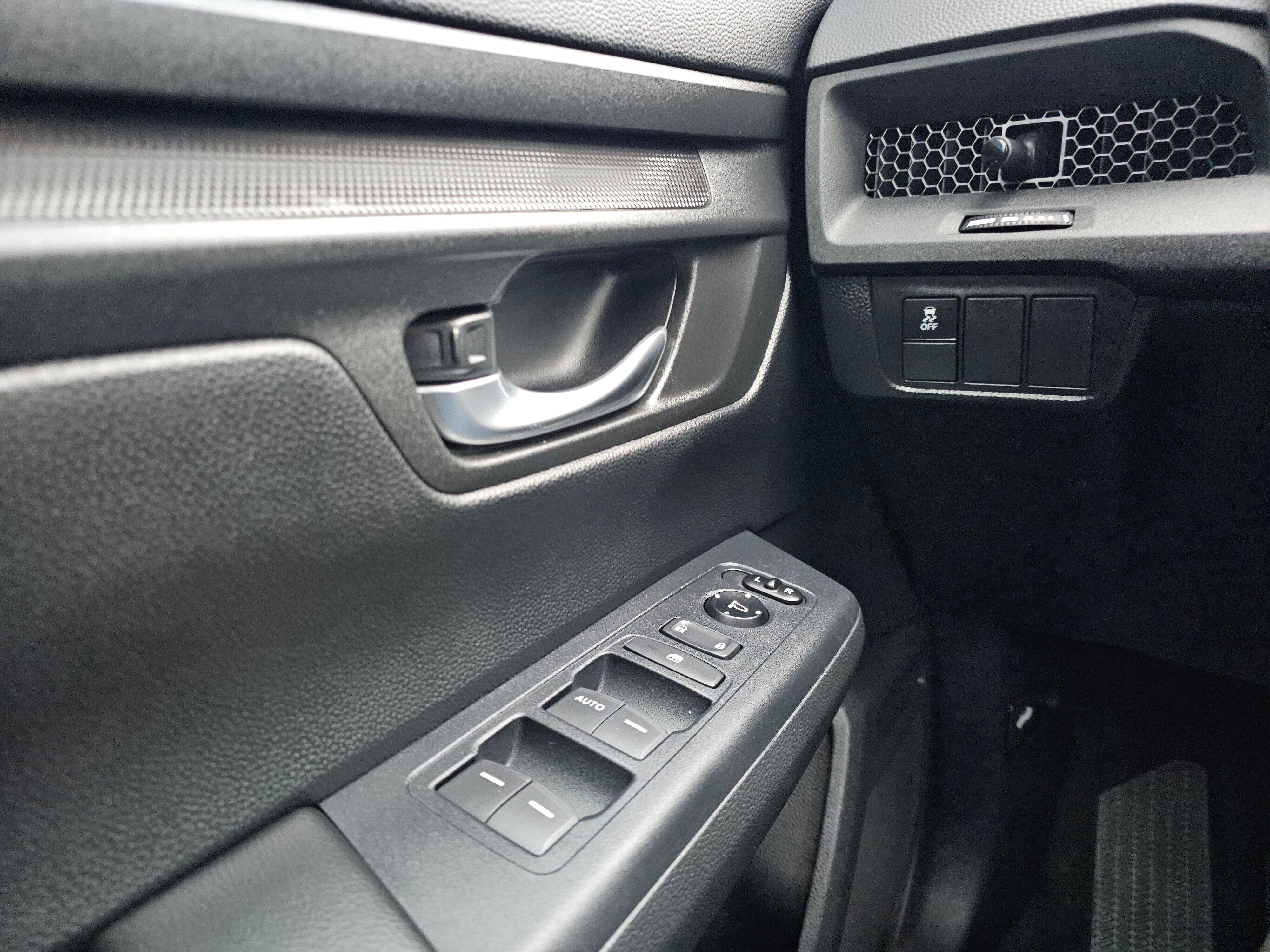 Certified 2025 Honda CR-V LX image 31