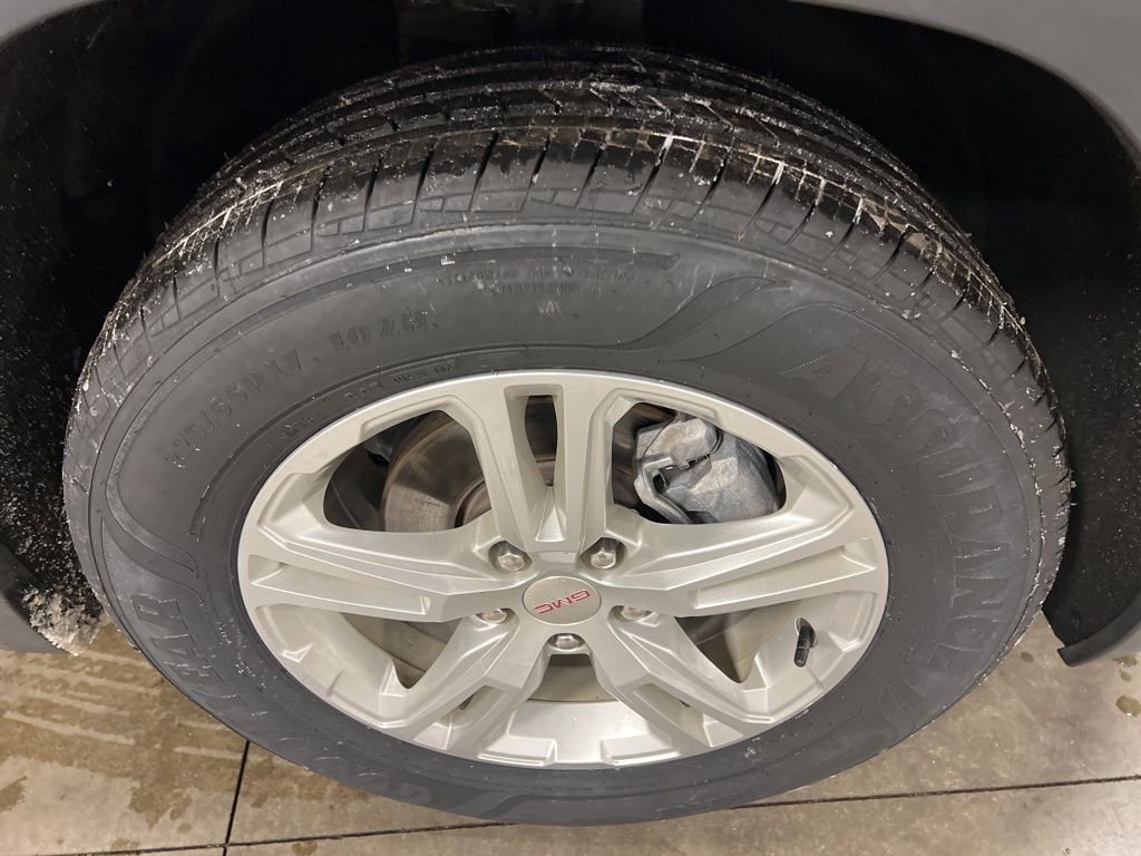 Certified 2022 GMC Terrain SLE w/ Driver Convenience Package image 19