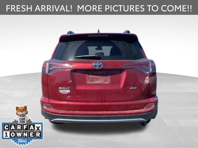 Used 2018 Toyota RAV4 XLE w/ Plus Extra Value Package image 5