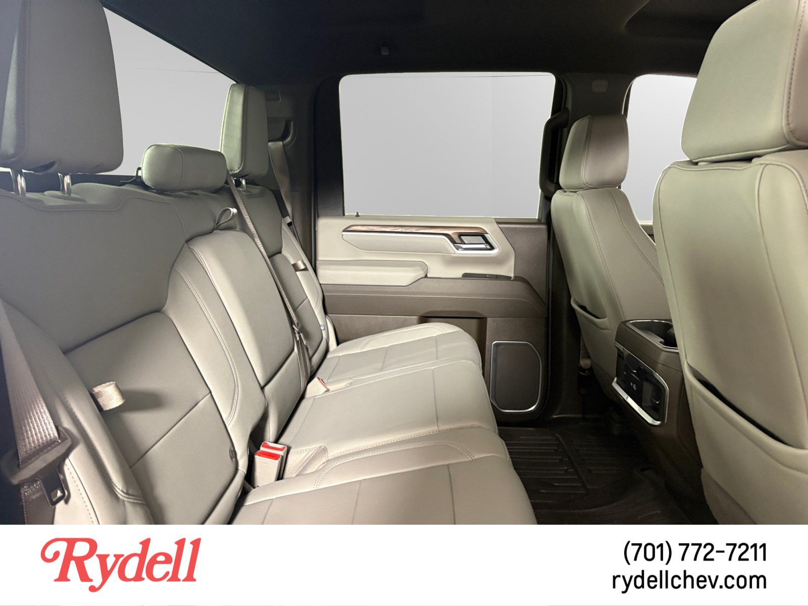 Used 2026 GMC Sierra 2500 SLT AWD/4WD image 17