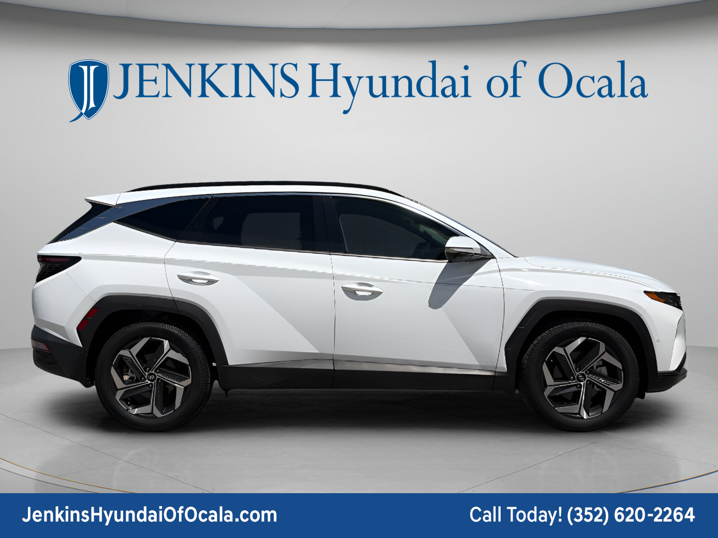 Certified 2024 Hyundai Tucson Limited FWD image 2