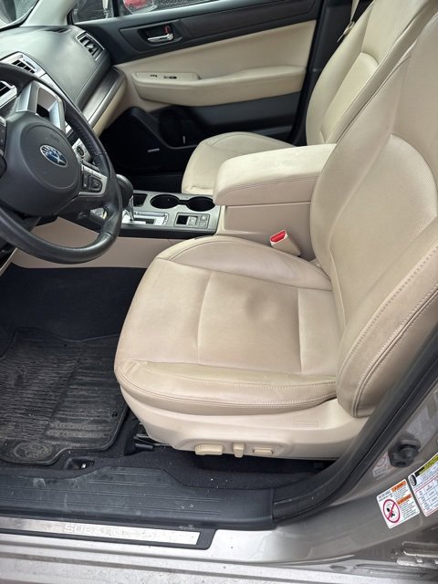 Used 2016 Subaru Legacy 3.6R Limited image 3
