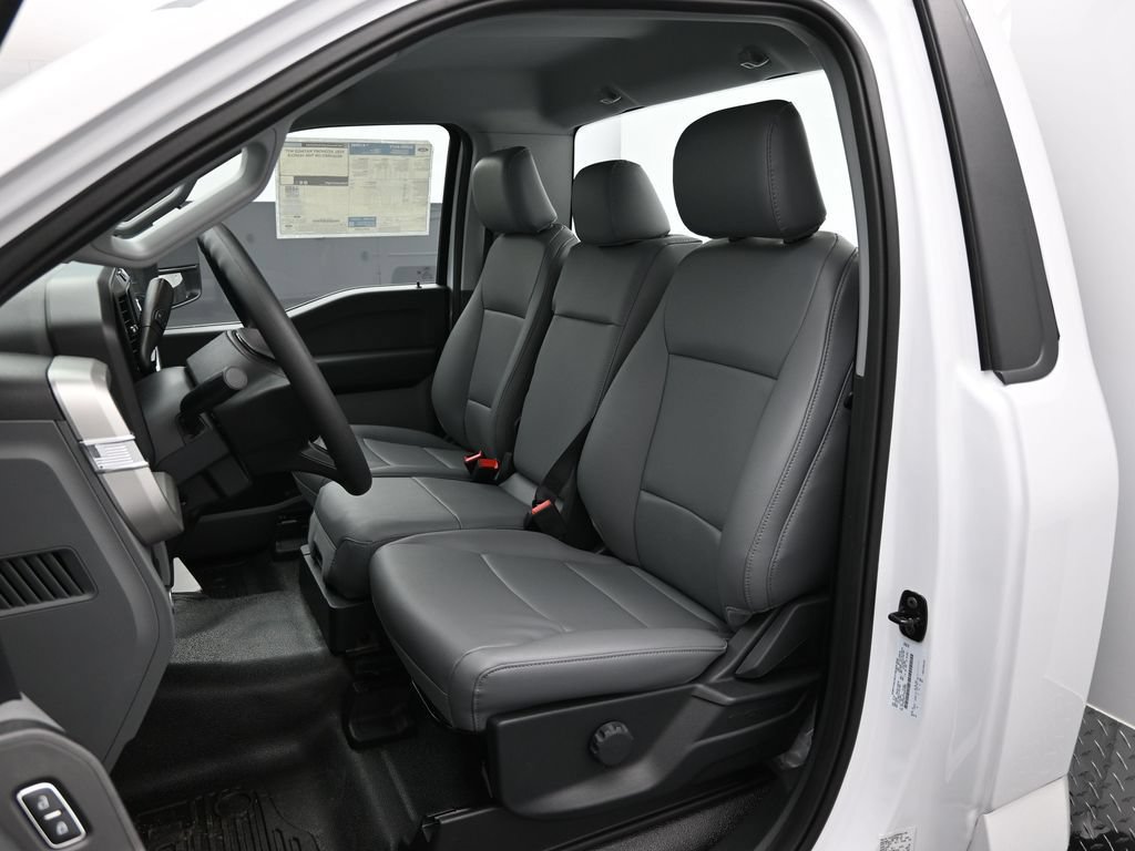 New 2026 Ford F550 2WD Regular Cab Super Duty image 13