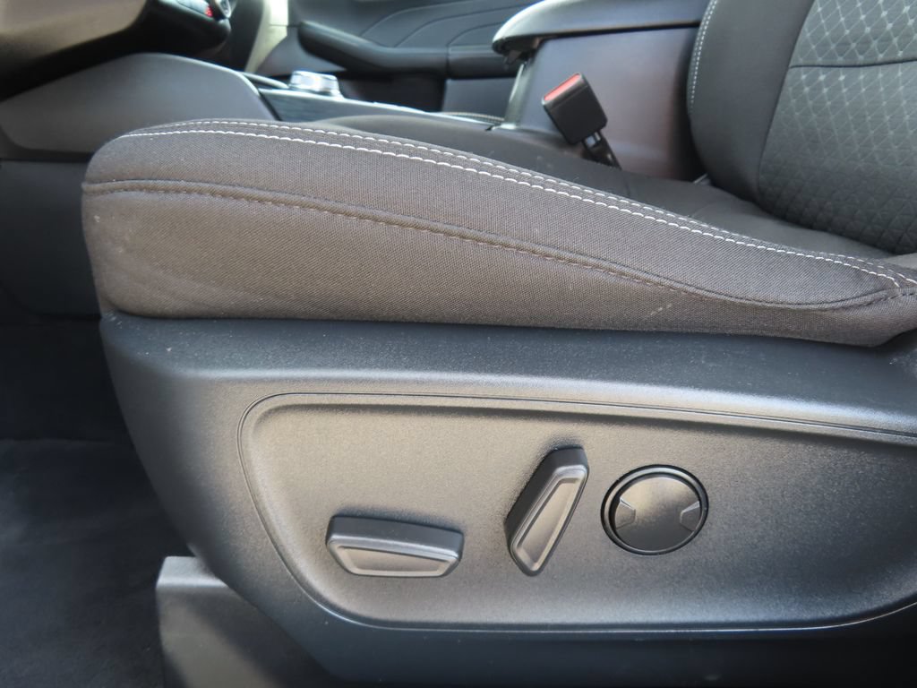Used 2024 Ford Escape Active AWD/4WD image 6
