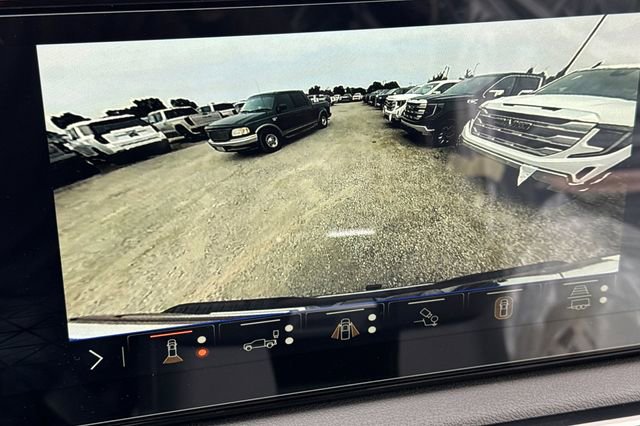 New 2026 GMC Sierra 3500 AT4 w/ AT4 Premium Plus Package AWD/4WD image 22