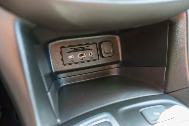 Used 2022 Chevrolet Equinox LT image 32