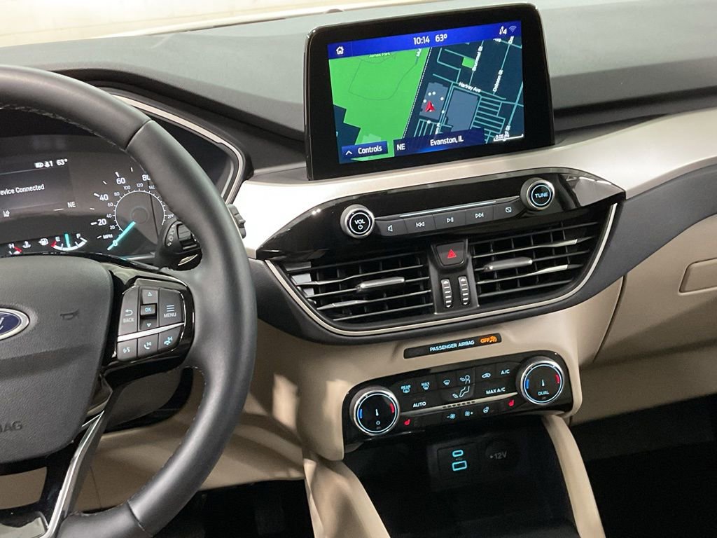 Used 2022 Ford Escape SEL image 13