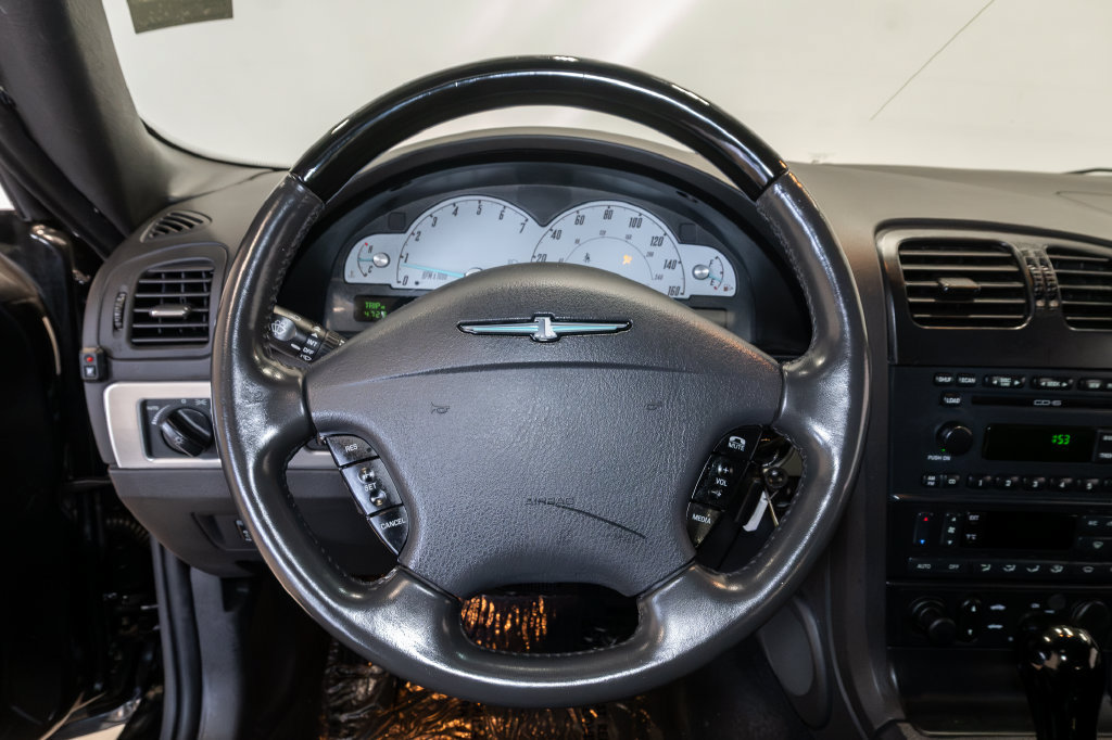 Used 2002 Ford Thunderbird RWD image 14
