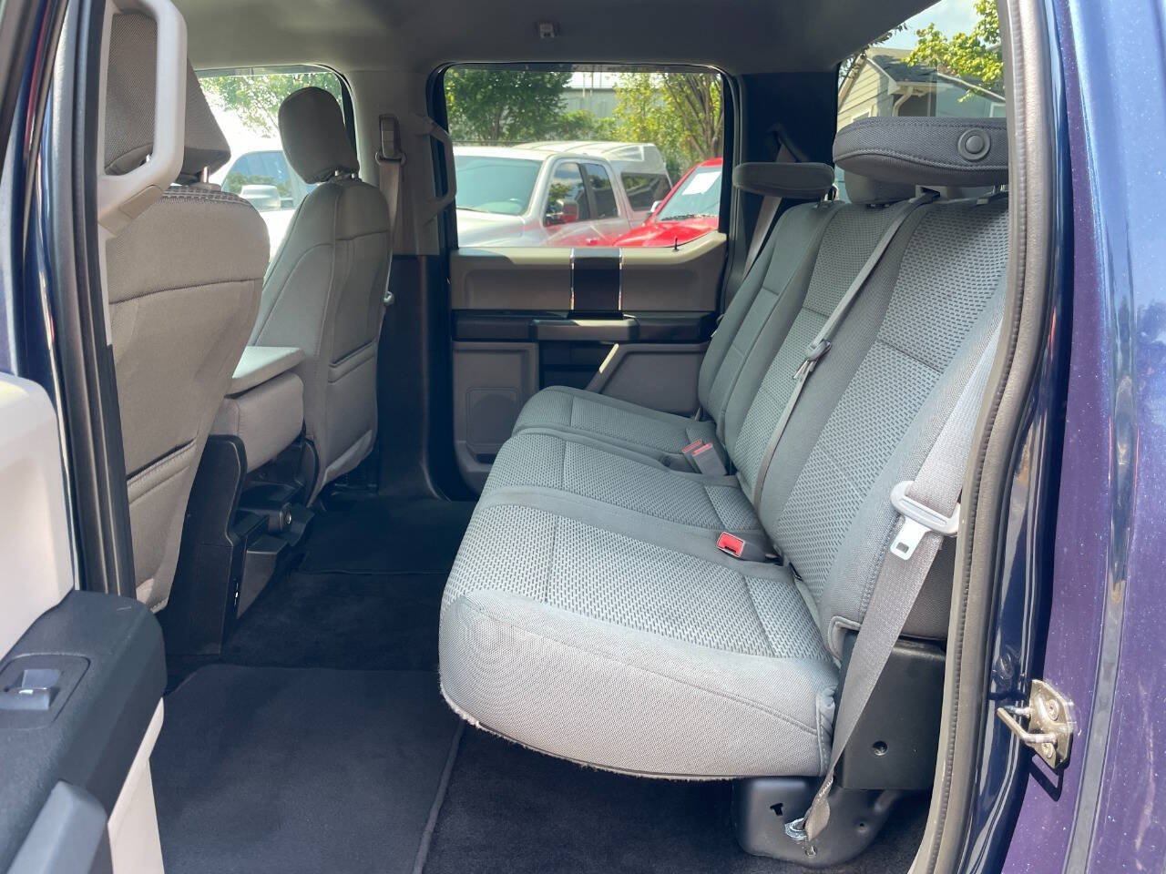Used 2018 Ford F150 XLT AWD/4WD image 16