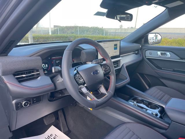 New 2026 Ford Explorer ST-Line image 9