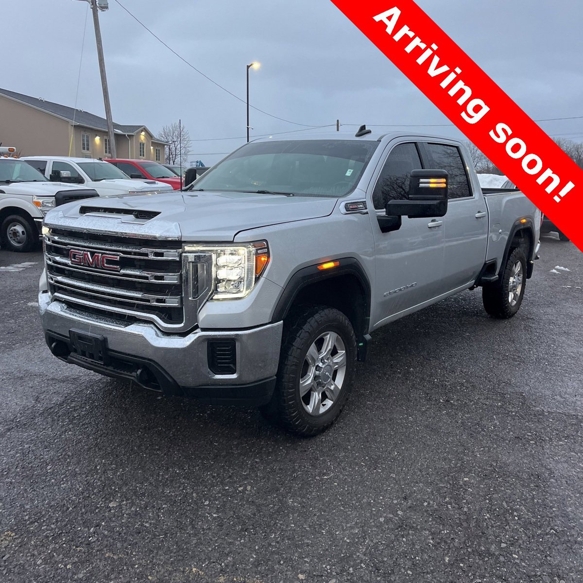 Used 2021 GMC Sierra 2500 SLE image 1