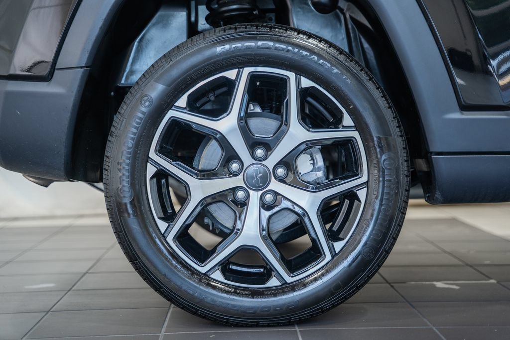 Certified 2025 Jeep Compass Limited AWD/4WD image 19