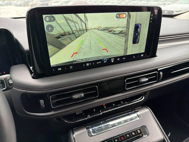 New 2026 Lincoln Aviator AWD image 16