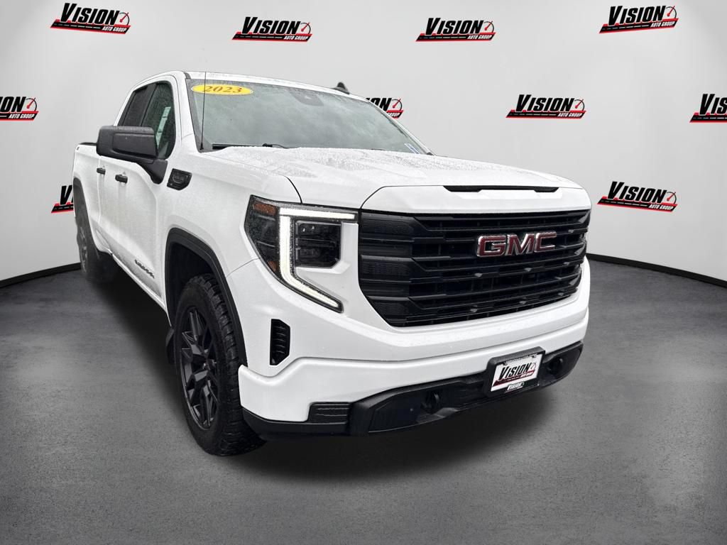 Used 2023 GMC Sierra 1500 Pro w/ Graphite Edition AWD/4WD image 3